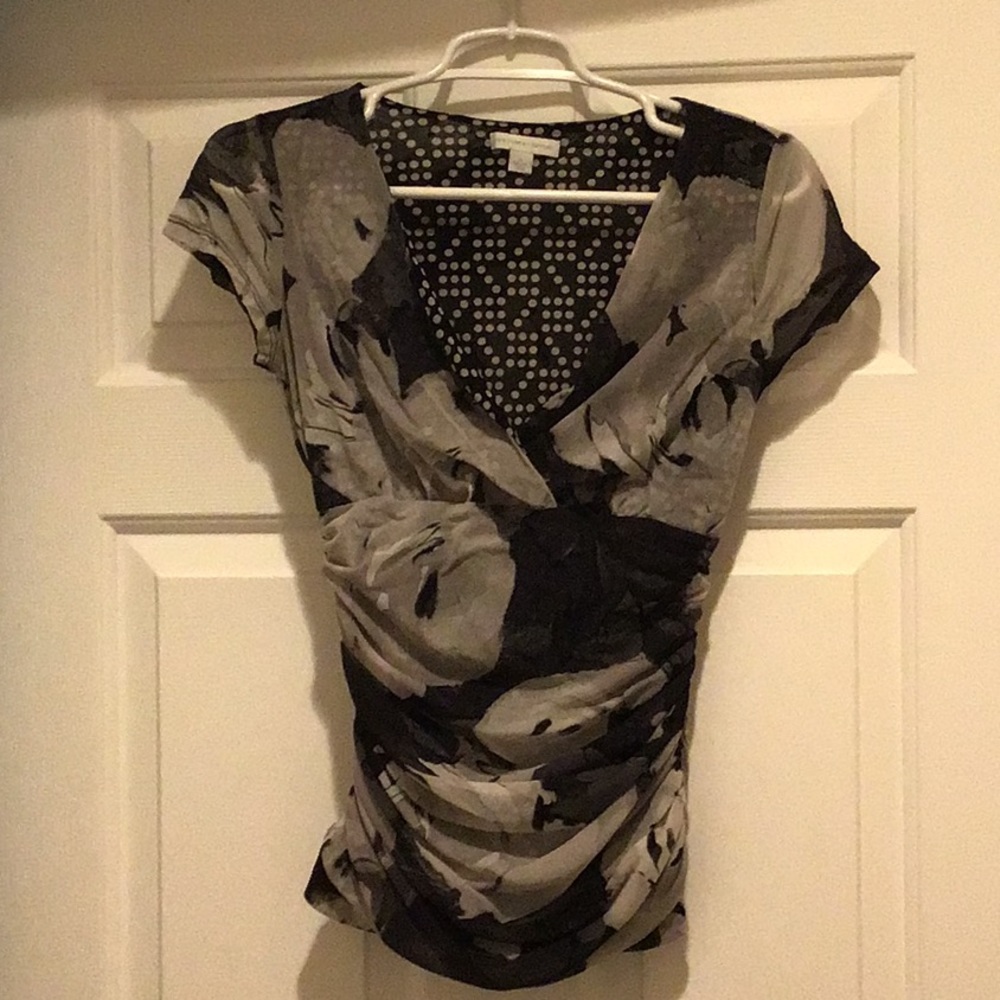 Nylon black and gray cap sleeve top